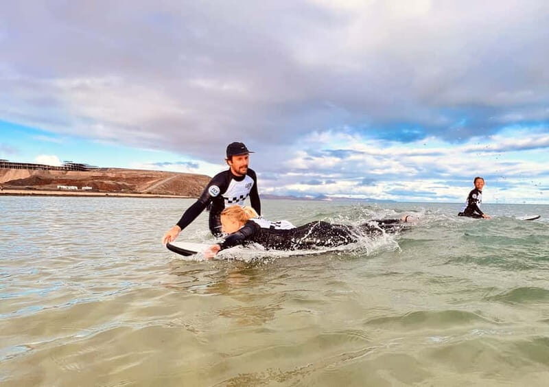La Pared: Classic Surf Lesson in the South of Fuerteventura - Standing Up: The Moment the Lesson Clicks